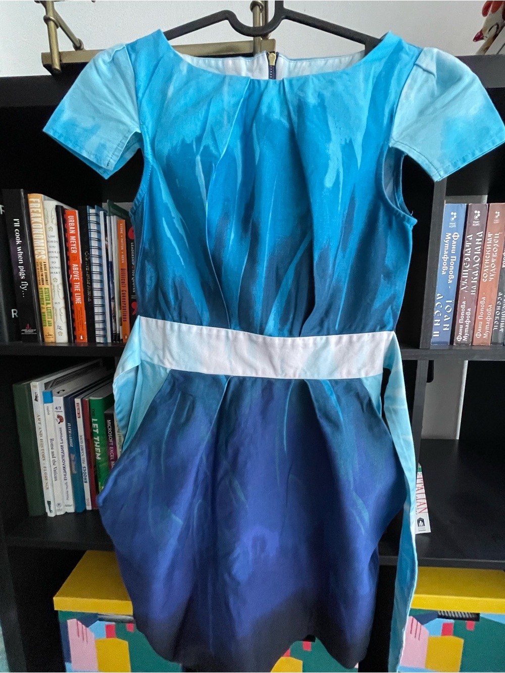 Closet London Capped Sleeve Blue Gradient Midi Dress with White Waistband